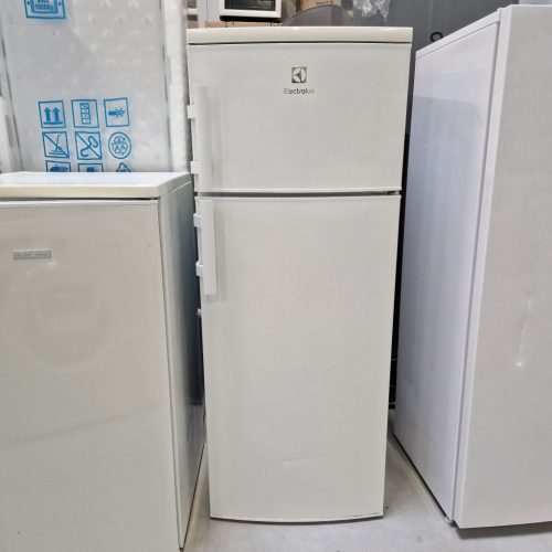 Electrolux kombinált Hűtőszekrény (EJ 2302 AOW2)