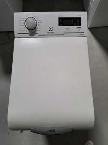 Electrolux felültöltős mosógép EWT1066ESW